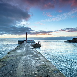 looe pier, cornwall